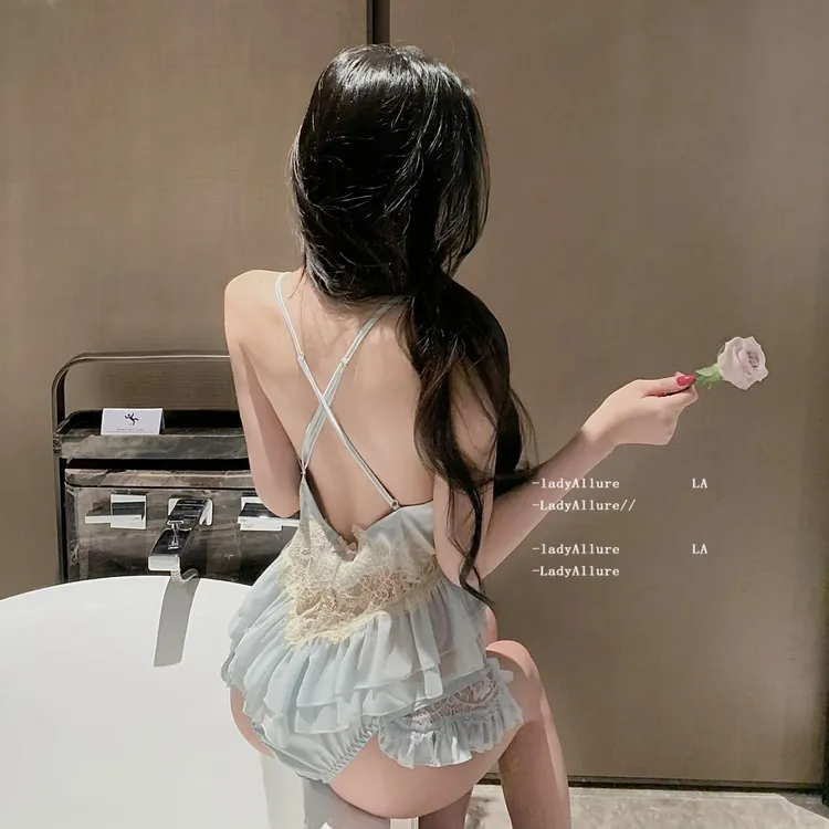 「LA」芳华遗梦*纯欲性感蕾丝拼接露背吊带女镂空睡衣家居服套装