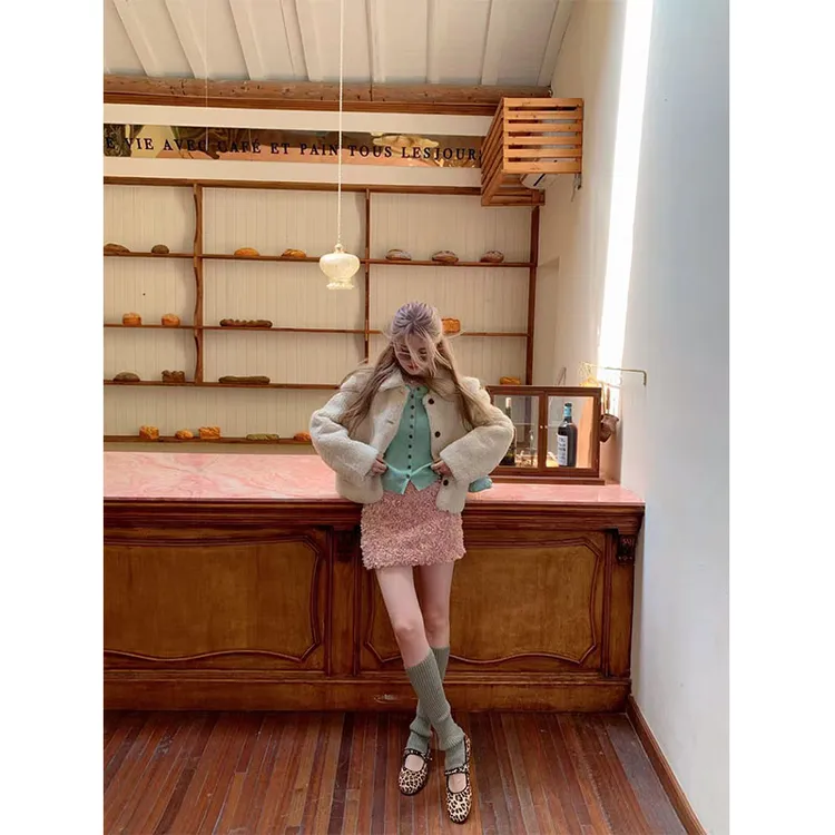 韩系设计感简约风显瘦内搭修身外套上衣气质时尚高级感短裙三件套