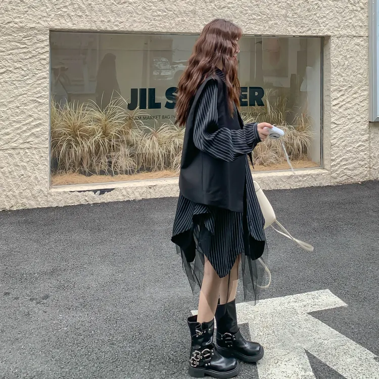 酷飒拽姐早秋穿搭套装女2025秋季设计感网纱拼接衬衫裙马甲两件套