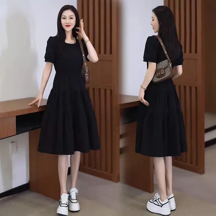 夏季短袖连衣裙女中长款2025新款气质显瘦收腰时尚高腰圆领裙子