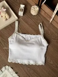 妖精的美美 【雪芙蛋糕】蕾丝吊带背心