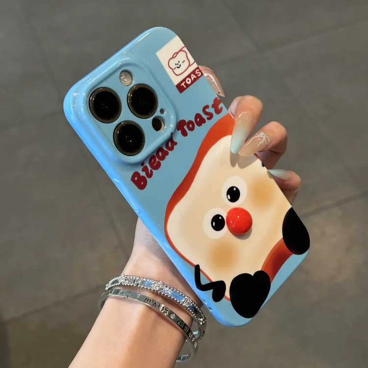 欧克里里立体红鼻子吐司适用苹果16菲林手机壳华为vivo小米15oppo