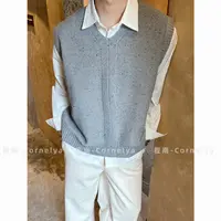 C / Cornelya 斯文知识风 ‘ 松弛立体编织V领休闲彩点纱针织马甲