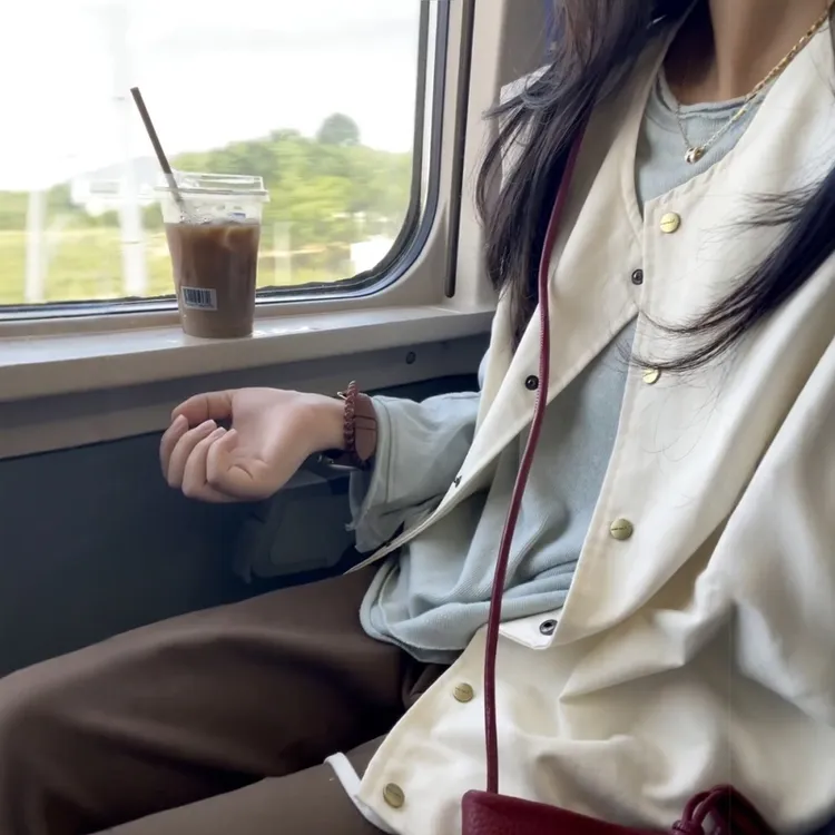 韩系高级感气质上衣两件套ins秋季新款亚麻短外套叠穿长袖针织衫