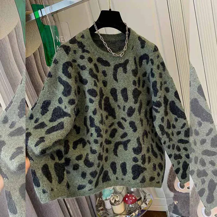 时尚慵懒风豹纹毛衣针织衫宽松上衣女秋冬季新款大码保暖个性外穿