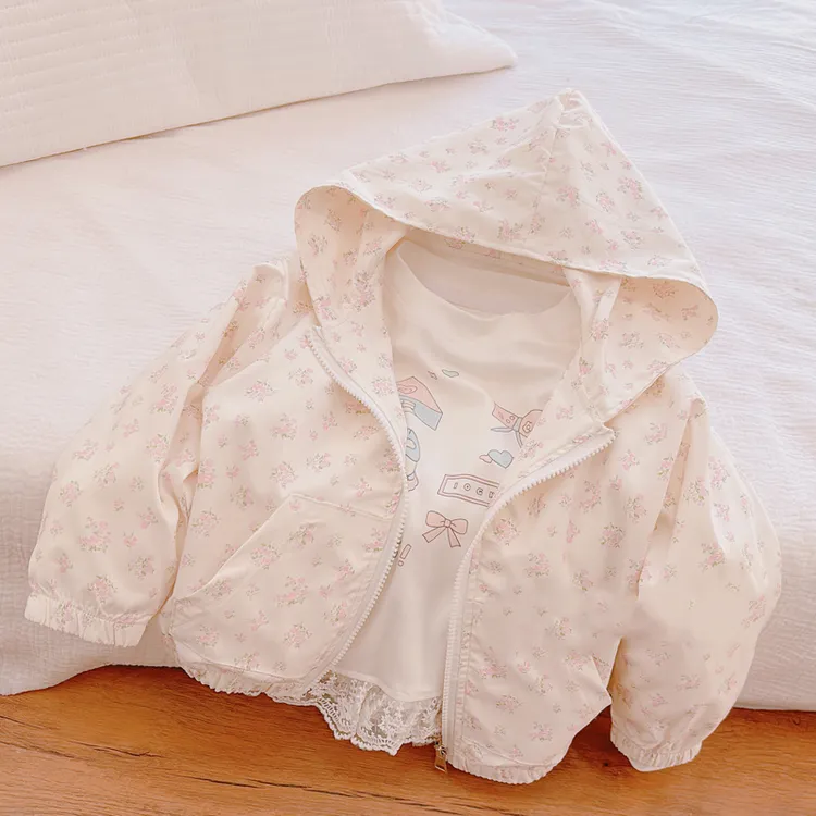 2025春秋款女童外套碎花连帽外套女宝宝新款时尚舒适洋气外衣潮童