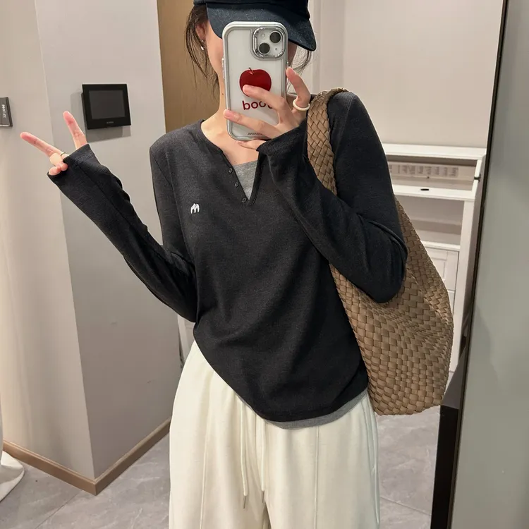 「优可丝棉 显瘦小蛮腰」剪刀领假两件打底衫 秋冬韩版内搭T恤T173