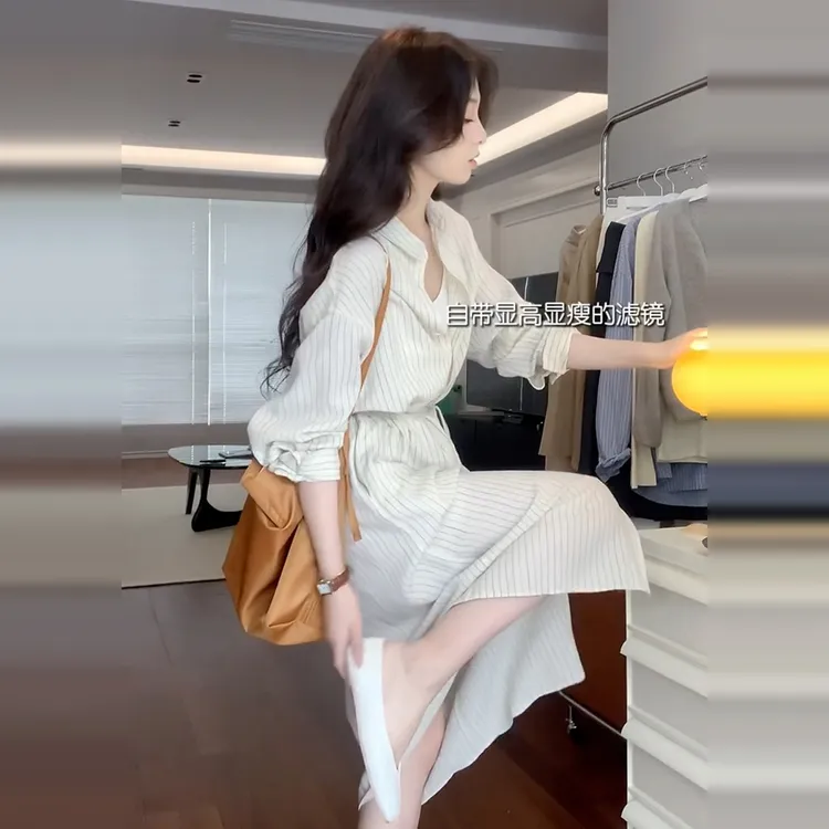 早秋长袖衬衫连衣裙女装初秋季2025新款大方得体绝美高级感长裙子