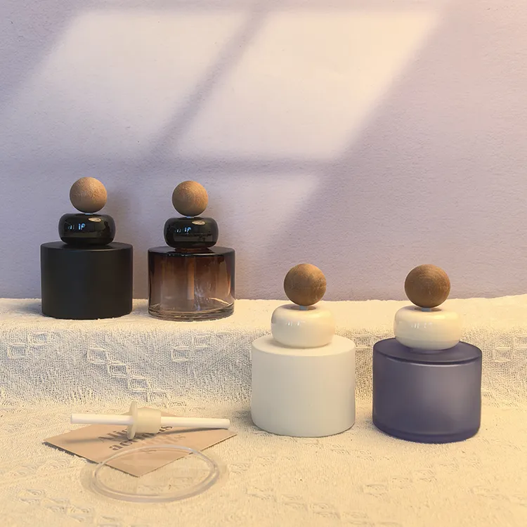 车载香薰精油补充液分装空瓶自加汽车香水淡香味持久散香容器摆件