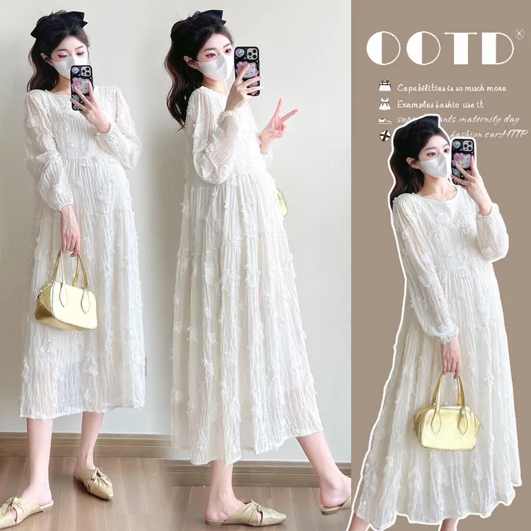 孕妇装2025年新款秋季麻纱钩花刺绣中长款简约宽松气质孕妇连衣裙