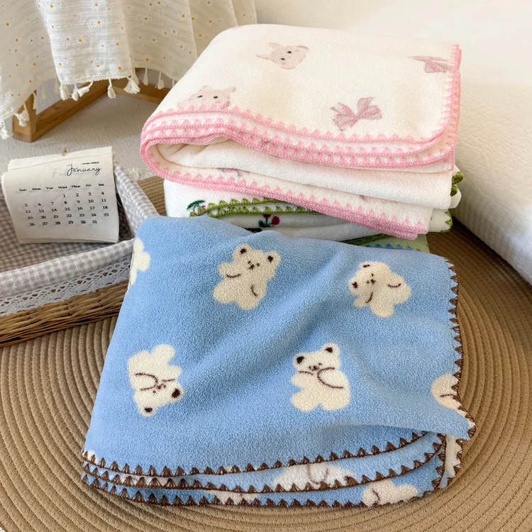 a类宿舍小毛毯儿童学生专用午睡毯盖腿加厚毛毯冬天双层毛毯单人