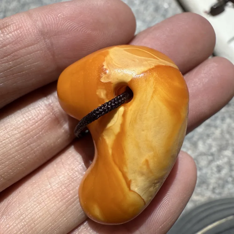 蜜蜡妖花，吊坠，劲饰品，