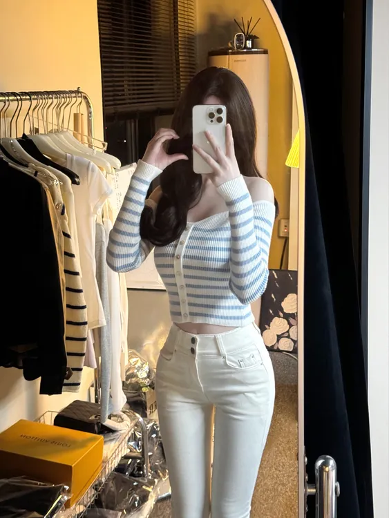 Luuu7定制【日光岛屿】纯欲韩女条纹一字肩修身针织 定制贝壳扣