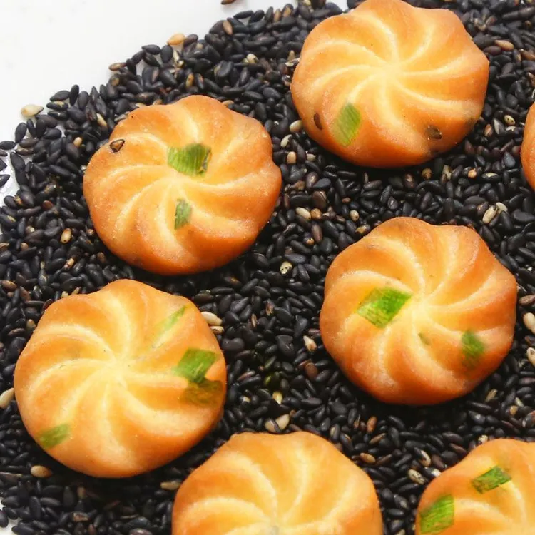 【更实惠】香葱芝麻小饼干休闲零食大礼包批发-选