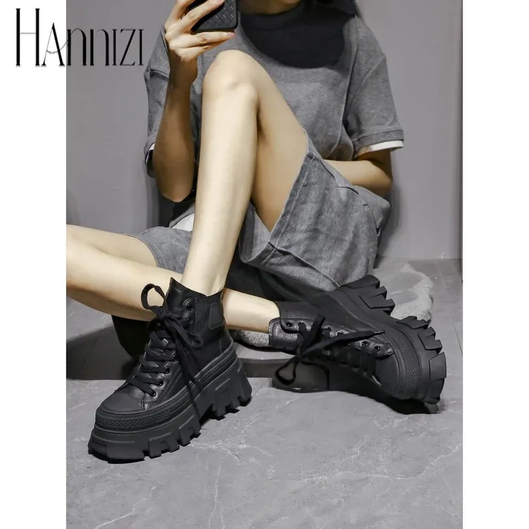 hannizi女靴春秋单靴厚底短靴百搭英伦风马丁靴潮流