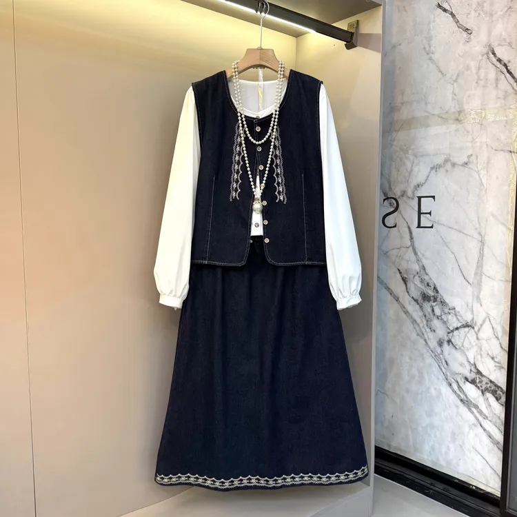 2025早秋款时尚牛仔复古刺绣马甲休闲韩系宽松半身裙显瘦套装8580