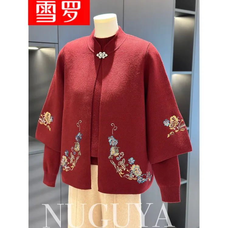 中老年刺绣针织加绒两件套女冬装新款奶奶上衣大码妈妈装毛衣套装