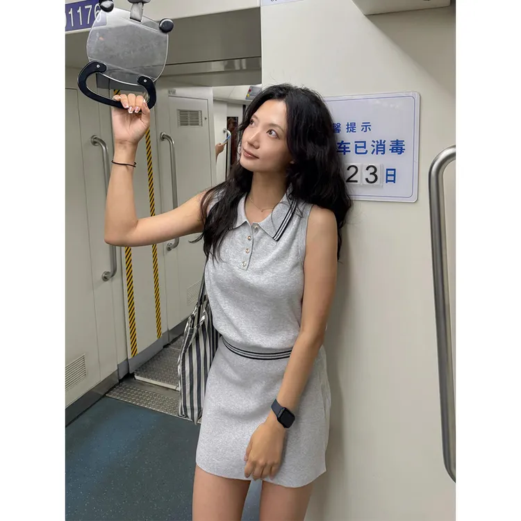 韩版百搭polo领冰丝针织背心女夏季显瘦气质复古学院风无袖上衣
