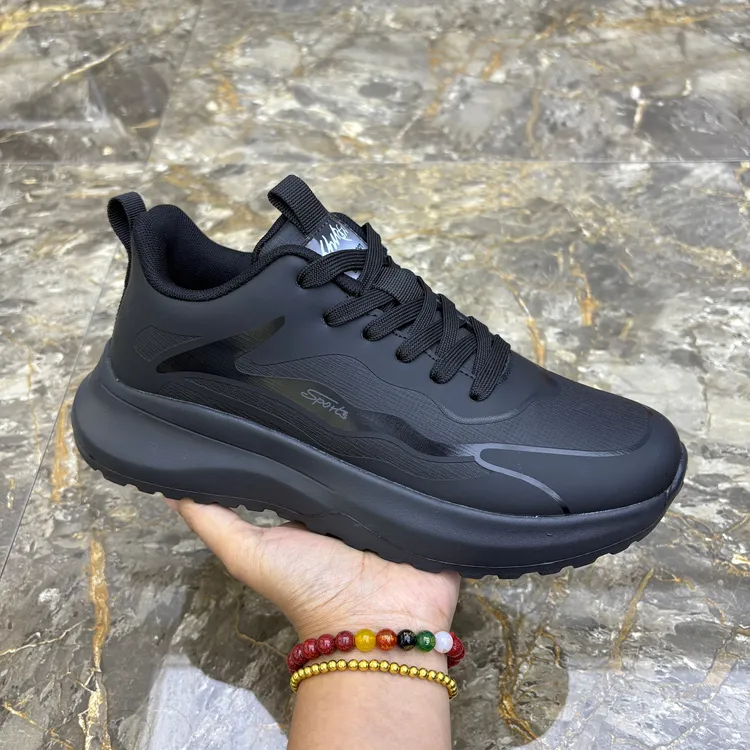 鞋子男2026四季新款皮面男士休闲鞋超轻鞋底舒适百搭男鞋运动鞋