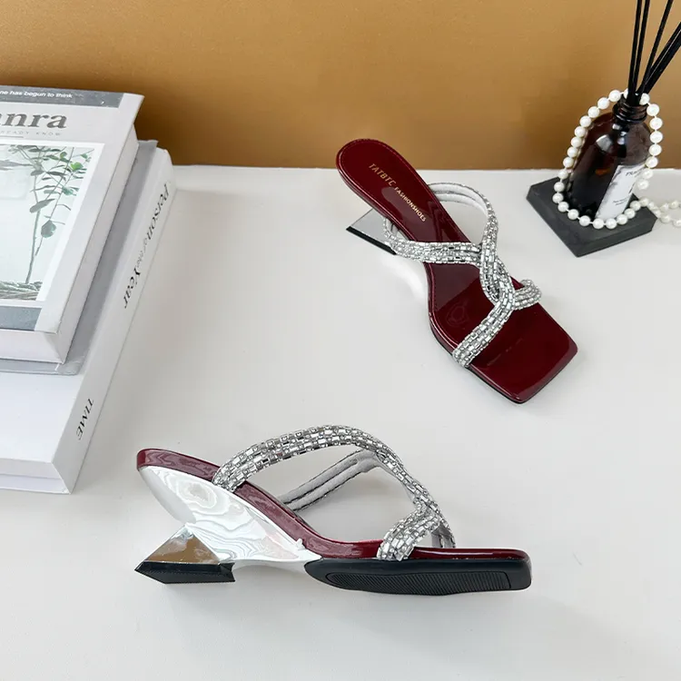 中跟凉拖鞋外穿百搭异形跟水钻拖鞋粗跟夏季新款配裙子高跟凉鞋女