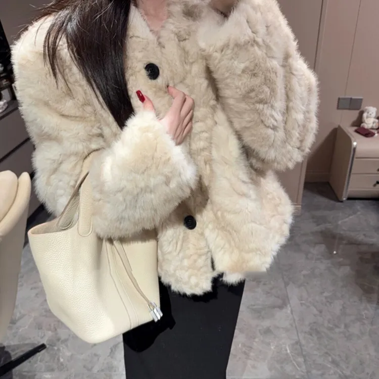 高级感环保仿皮草女冬小个子毛毛外套宽松短款皮毛一体