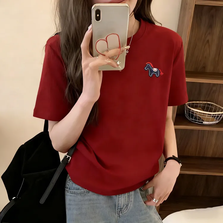 正肩纯棉小马刺绣短袖T恤女2026春夏新款洋气百搭酒红色上衣半袖