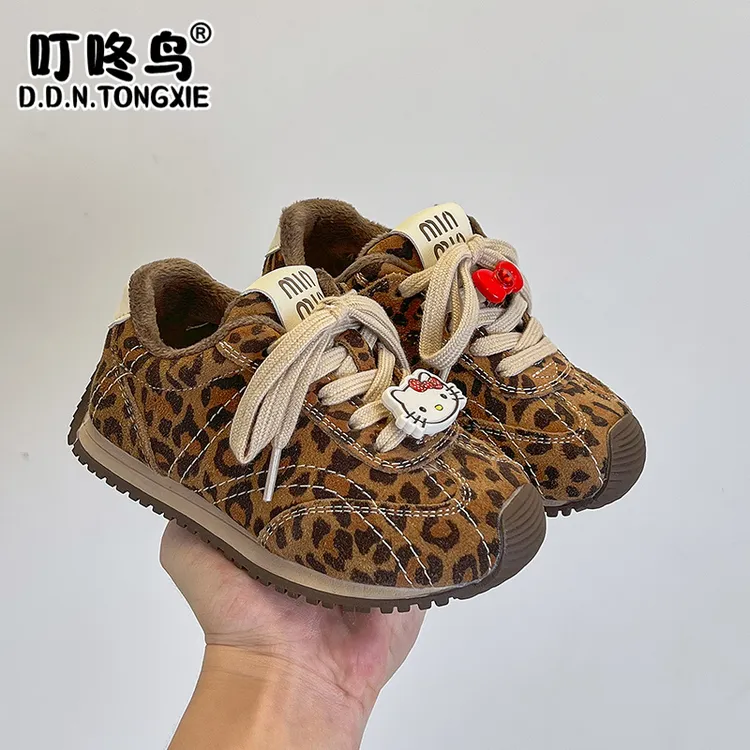女童加绒豹纹风德训鞋2025秋冬防滑中大童儿童柔软真皮二棉运动鞋