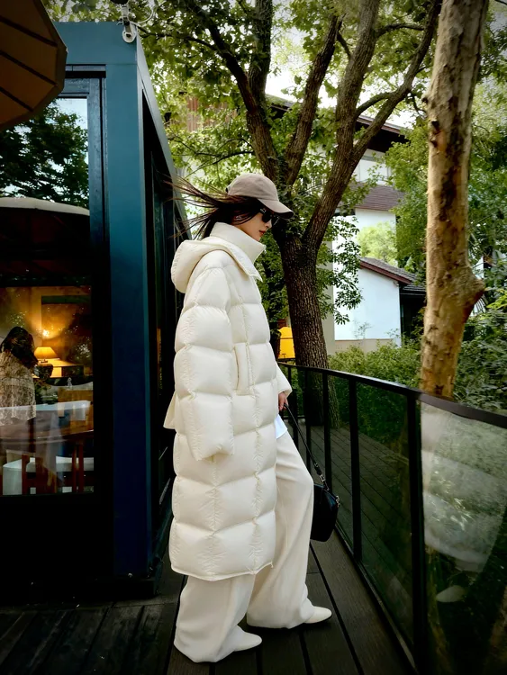 0122507长款修身型连帽鹅绒服极简风女士百搭显瘦纯色韩版时尚