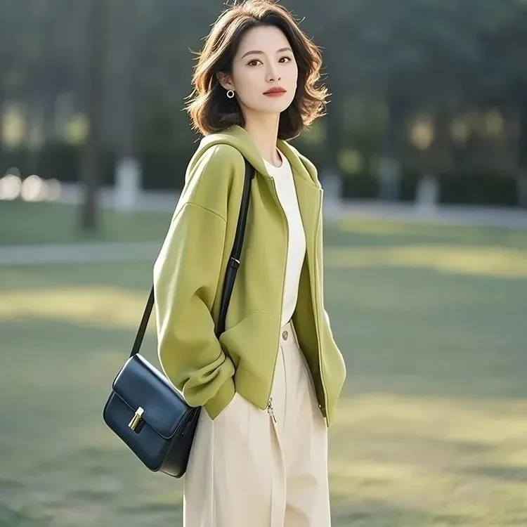 2025超火小个子设计感百搭高级小众不撞款绿色卫衣外套女早春新款