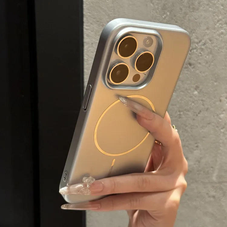 高级超薄磨砂磁吸适用苹果16/17promax手机壳iPhone15/14简约13硬