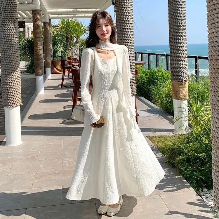 流行时尚温柔风提花连衣裙女2025春秋新款法式复古气质显瘦长裙子