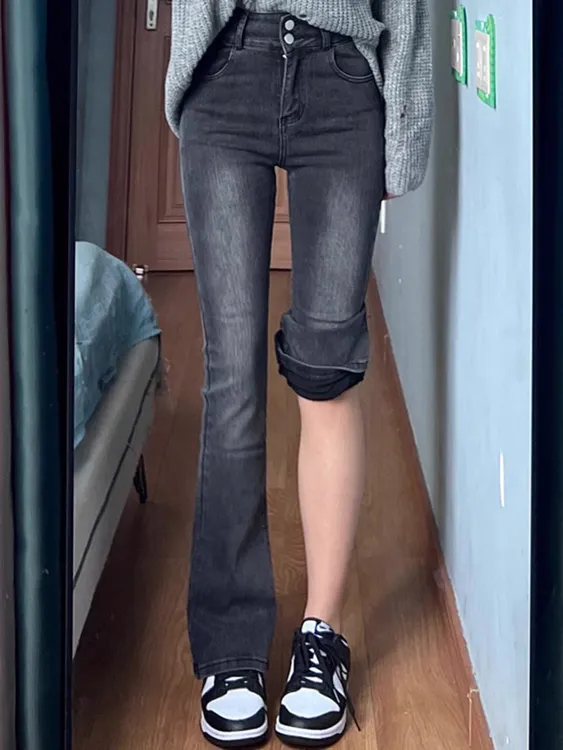 微喇牛仔裤女秋季大码高腰显瘦梨形身材直筒长裤子黑灰微喇牛仔裤