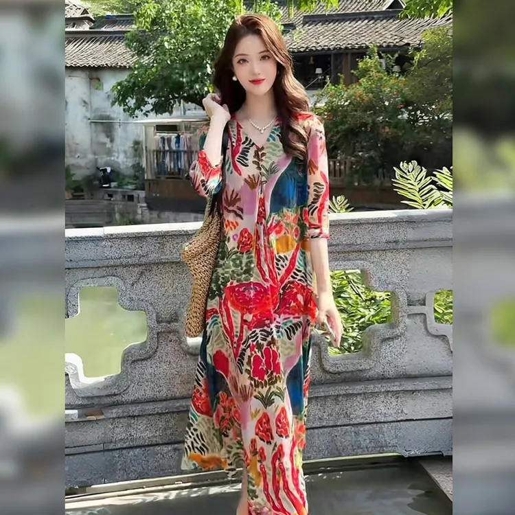 1357 轻奢大牌洋气印花连衣裙2025夏季新款宽松显瘦法式气质长裙