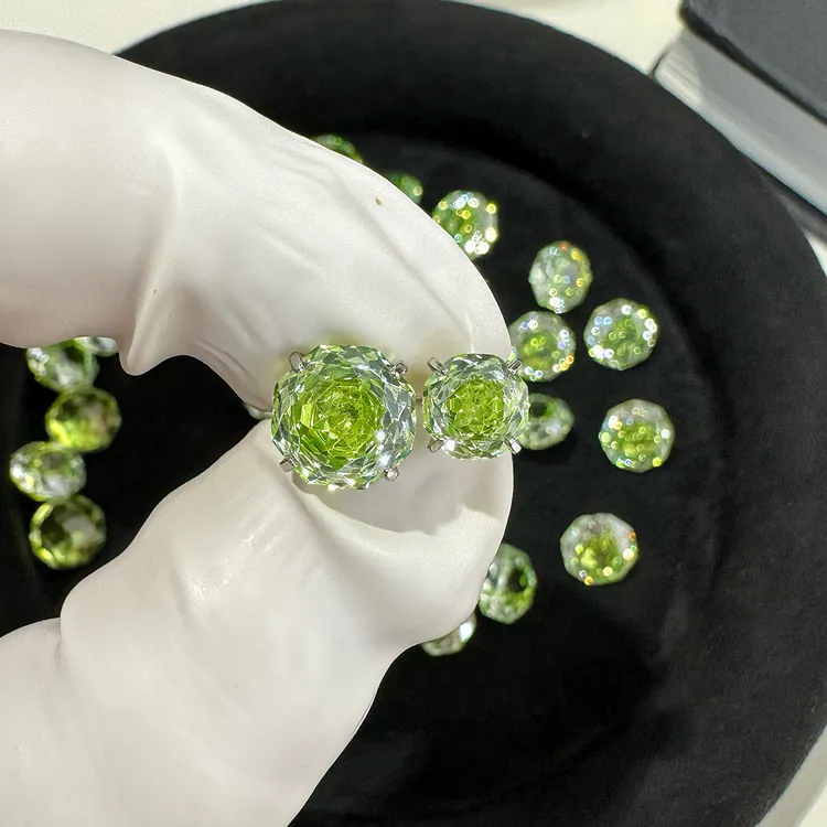 钛钢耳饰 可选杆长杆粗内螺旋青柠绿玫瑰切钛钢螺丝拧耳骨钉商品图