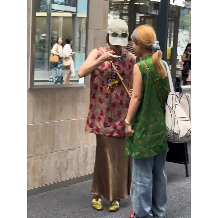 今年流行漂亮独特高级感新中式禅意国风马甲2025夏季新款坎肩马夹