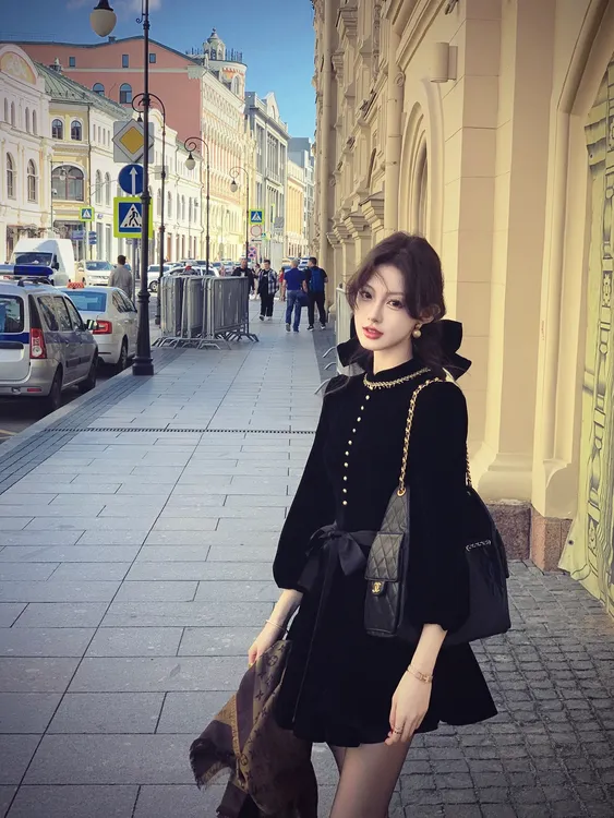 法式复古赫本风黑色蝴蝶结收腰蓬蓬小黑裙收腰显瘦连衣裙AM25653