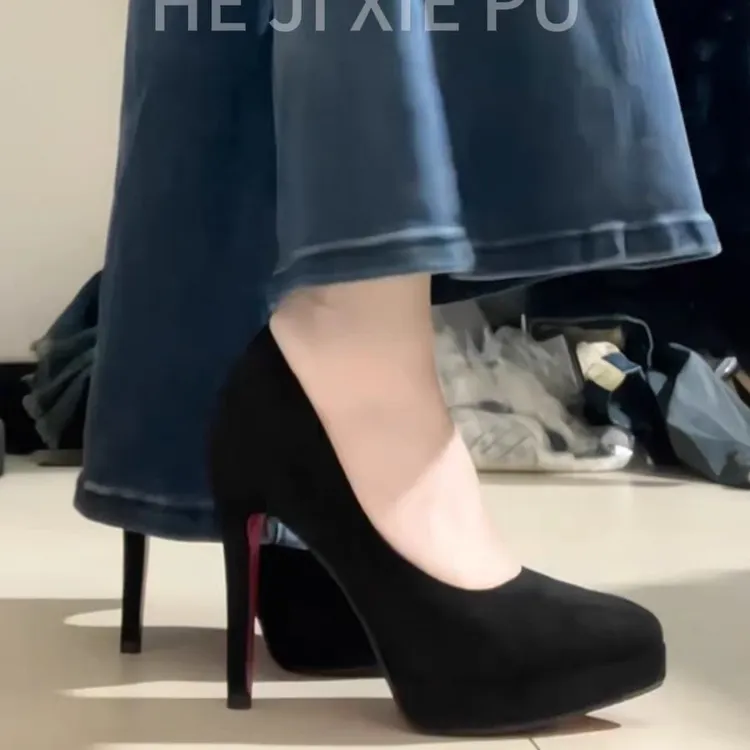 正装百搭少女绒面黑色防水台职业高跟鞋欧美性感红底浅口高跟鞋女