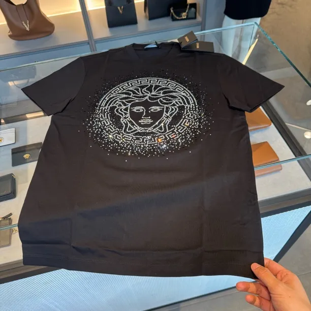 未使用 VERSACE/范思哲 回国路上/范思哲忙钻短袖（偏大）