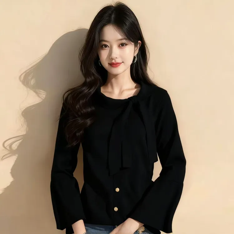 秋季新款时尚黑色圆领长袖设计感修身毛针织衫百搭修身氛围感上衣