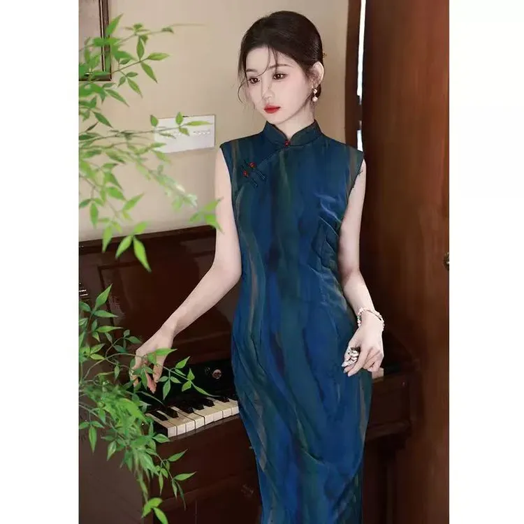 QYG忆阁新中式国风旗袍夏季无袖新款蓝色改良油画文艺复古年轻款