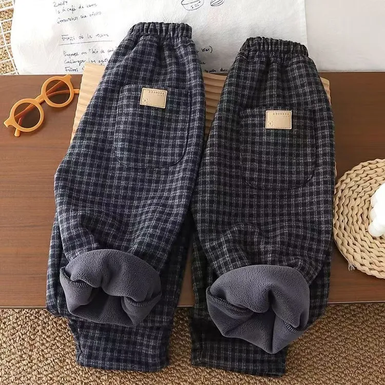 儿童加绒裤子秋冬新款方格男童女童百搭长裤宽松版休闲童装格子裤