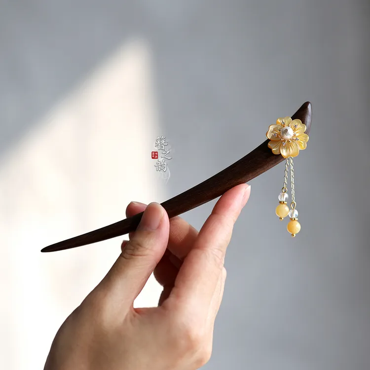 簪之韵【晚香寻月】深海黄碟贝真檀木发簪流苏步摇古风中式短弯簪子