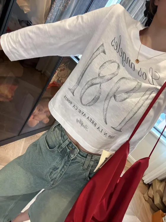 2025春夏新款韩系设计感1981白色印花T恤高腰复古七分牛仔裤套装