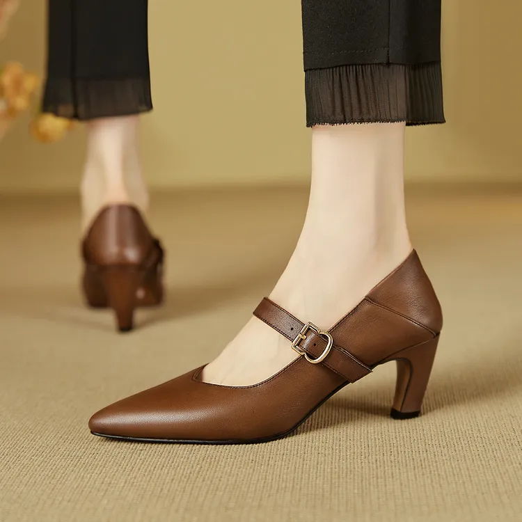 跟高6.5厘米/头层牛皮尖头气质高跟鞋粗跟一字扣单浅口真皮单鞋女