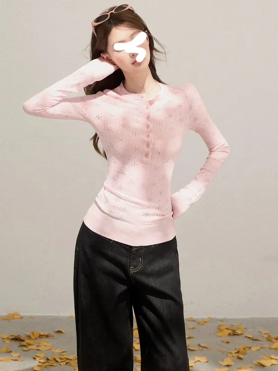 【小美专属】镂空半开圆领长袖针织衫女秋设计感收腰修身显瘦休闲上衣