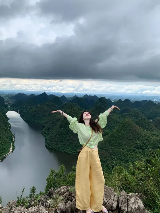 2025夏季新款韩系慵懒风薄款长袖衬衫女气质百搭直筒休闲裤套装