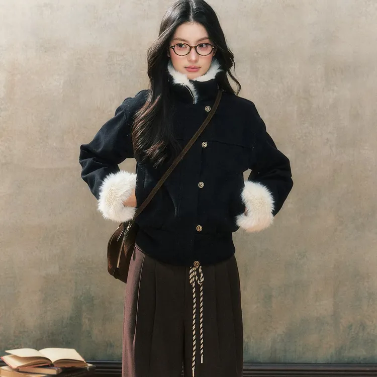 7Shiftin 原创设计秋冬新款黑色修身皮毛一体夹克外套短款上衣女