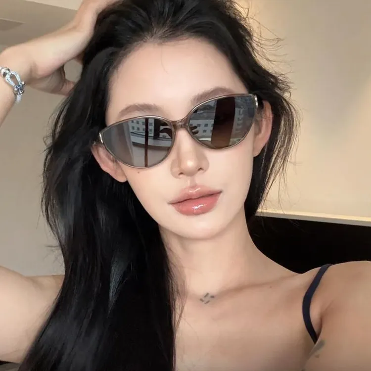 2025新款猫眼墨镜防紫外线网红时尚不挑脸型显脸小户外百搭太阳镜商品图