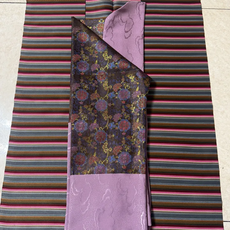 女士高级藏装内搭衬衣和邦典两件套