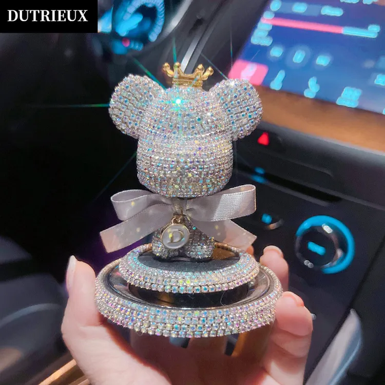 满钻皇冠大头熊汽车摆件字母可选车载中控台香水香膏装饰品女神款